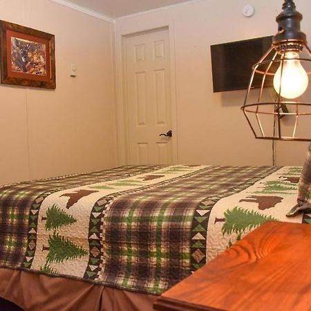 Adirondack Sunrise Lodge Lake George Dış mekan fotoğraf