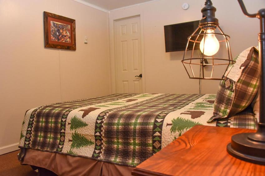 Adirondack Sunrise Lodge Lake George Dış mekan fotoğraf