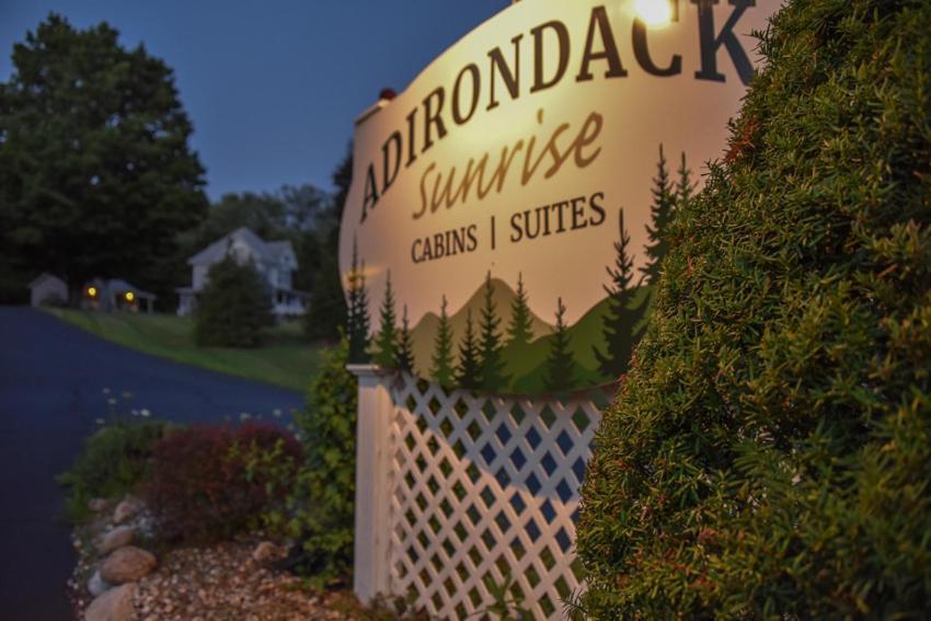 Adirondack Sunrise Lodge Lake George Dış mekan fotoğraf
