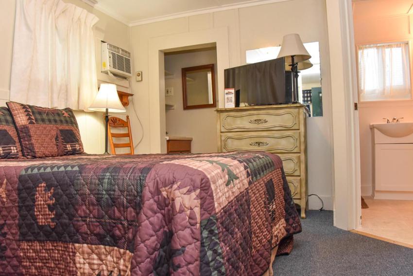 Adirondack Sunrise Lodge Lake George Dış mekan fotoğraf